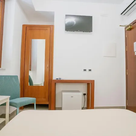 Petit Hotel-3
